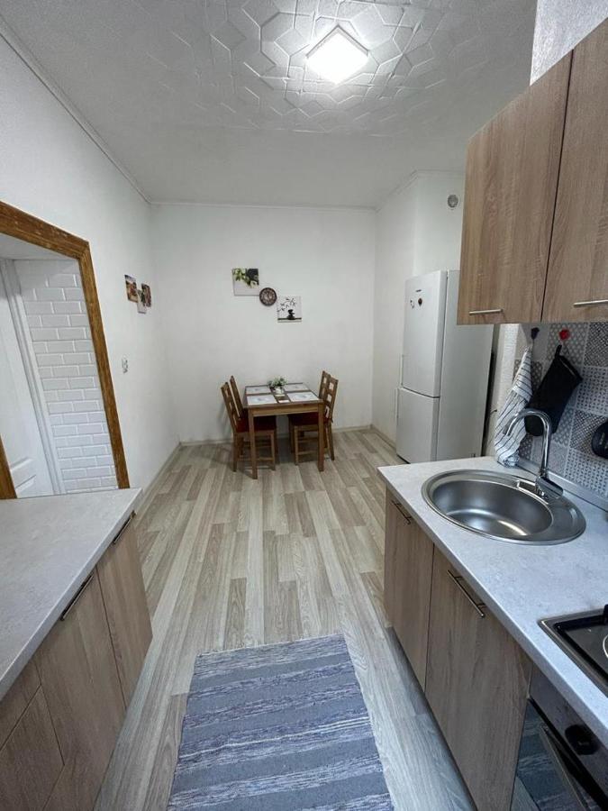 Guest House Rusu บราชอฟ ภายนอก รูปภาพ