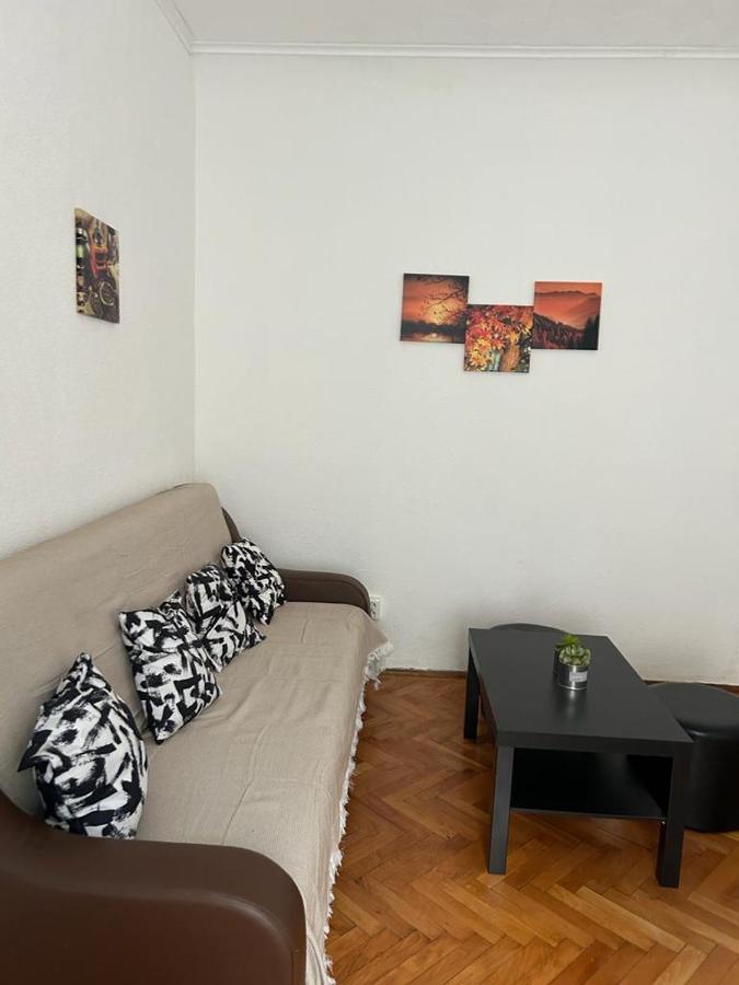 Guest House Rusu บราชอฟ ภายนอก รูปภาพ